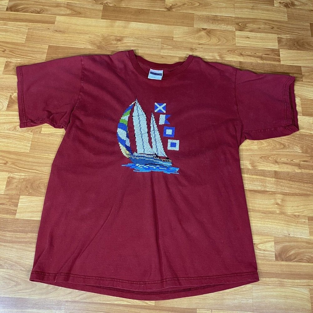 Vintage T-Shirt Sailboat Fruit Of The Looms Sewn Embroidered Red‎ Mens Size XL